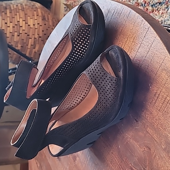 Clarks Artisan Wedge - Picture 3 of 5